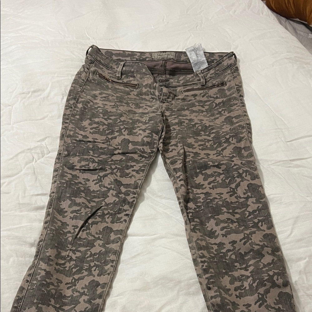 Guess Camouflage Skinny Jeans for Women